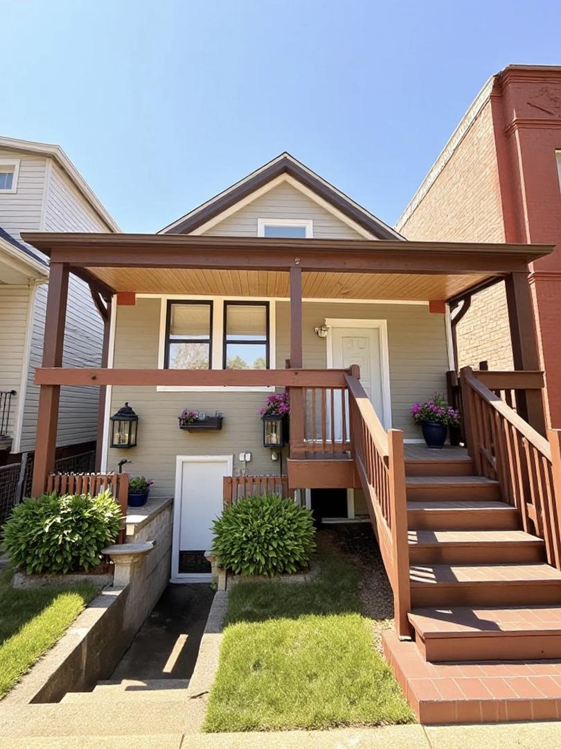 6334 S Saint Lawrence Ave., Chicago, IL 60637
