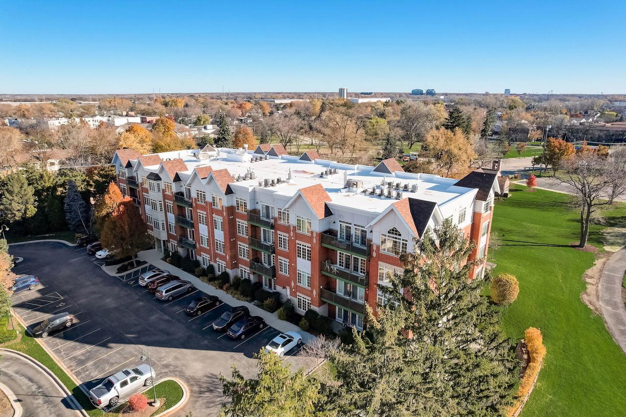620 Mchenry Rd. #104, Wheeling, IL 60090