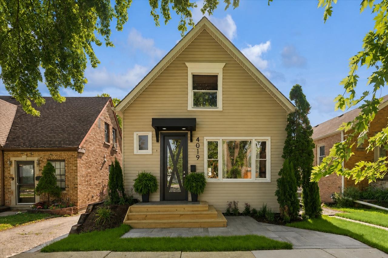 4019 Prairie Ave., Schiller Park, IL 60176