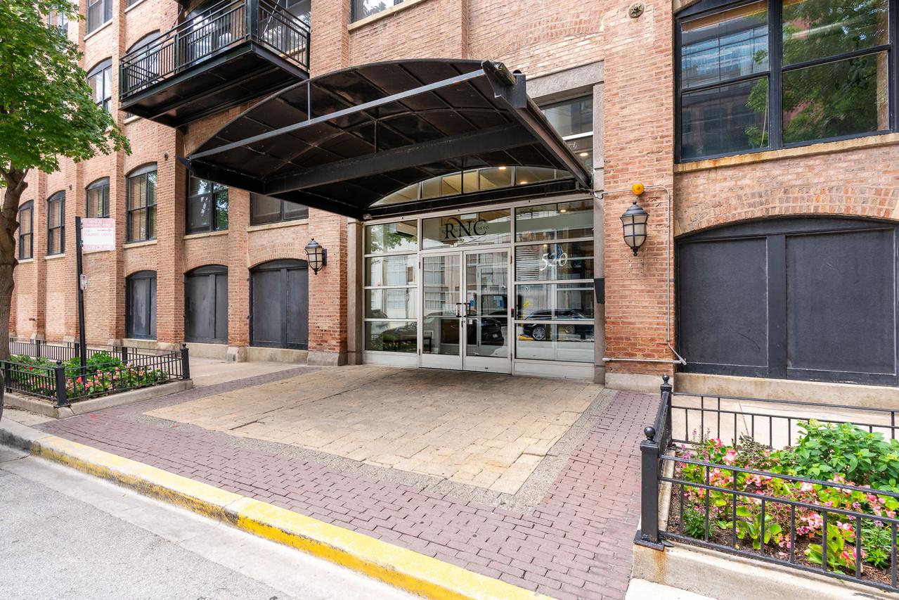 520 W Huron St. #504, Chicago, IL 60654