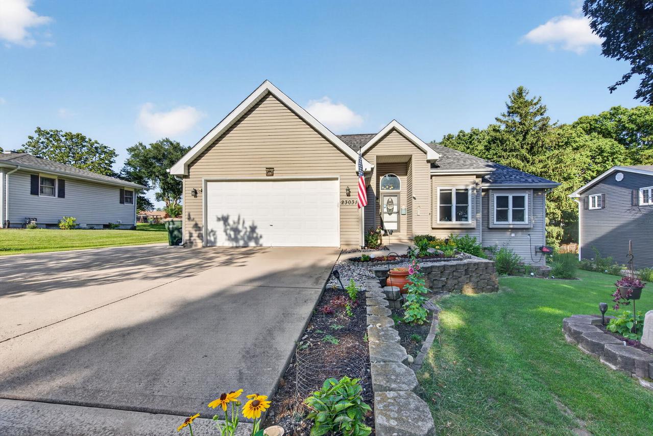 23031 S Belle Ln., Channahon, IL 60410