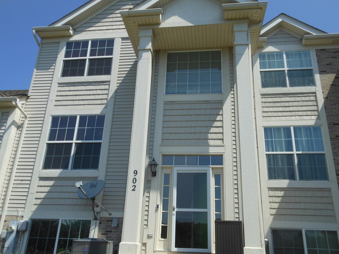902 Summit Creek Dr., Shorewood, IL 60404