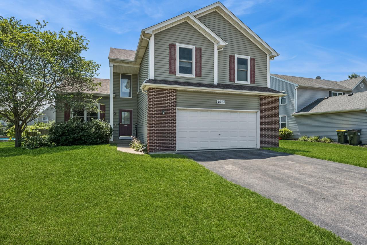 3661 Chadwick Ln., Lake In The Hills, IL 60156