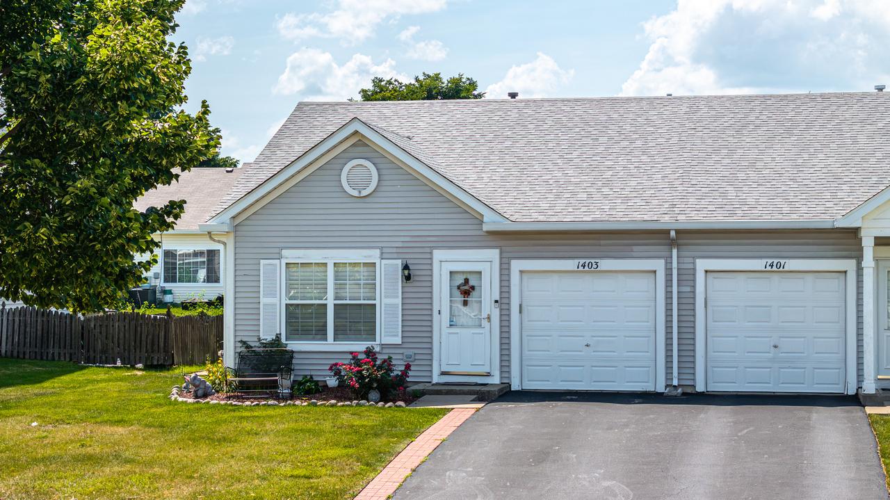 1403 Sherborn Ct., Minooka, IL 60447