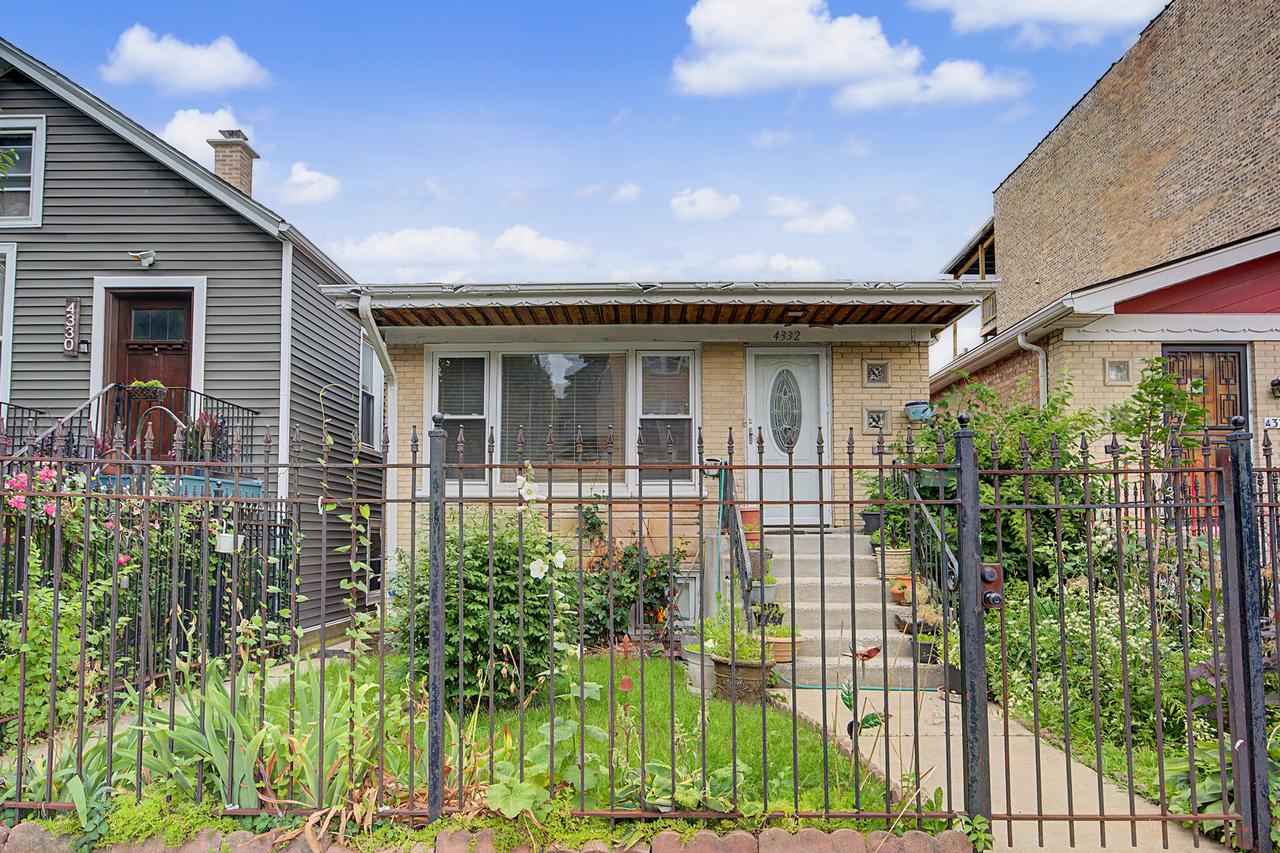 4332 N Kimball Ave., Chicago, IL 60618
