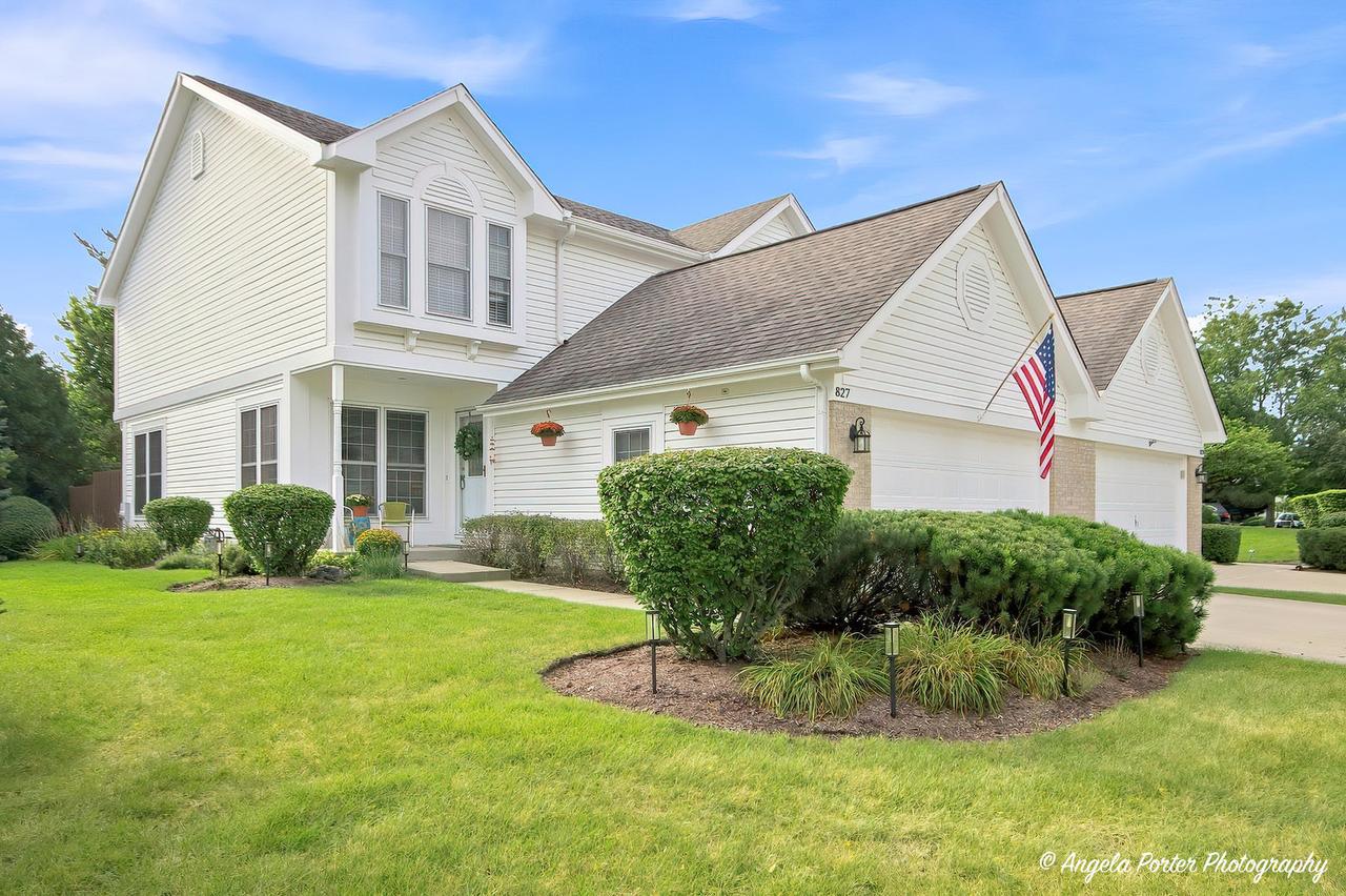827 Stonebridge Ln., Crystal Lake, IL 60014