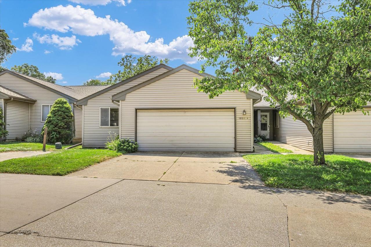 1801 Glenwood Oaks Ct. #A, Urbana, IL 61801
