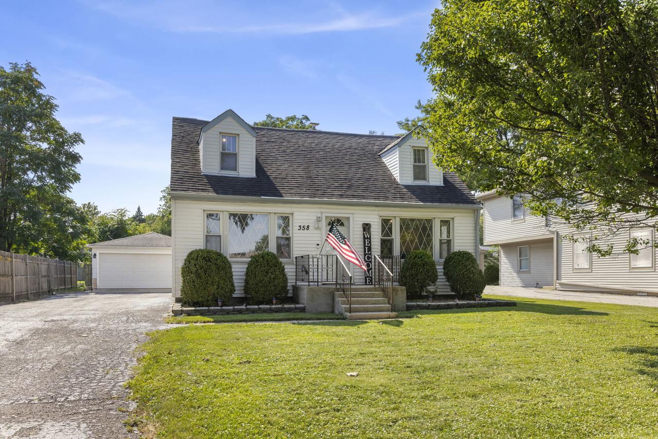358 N Fairfield Ave., Lombard, IL 60148