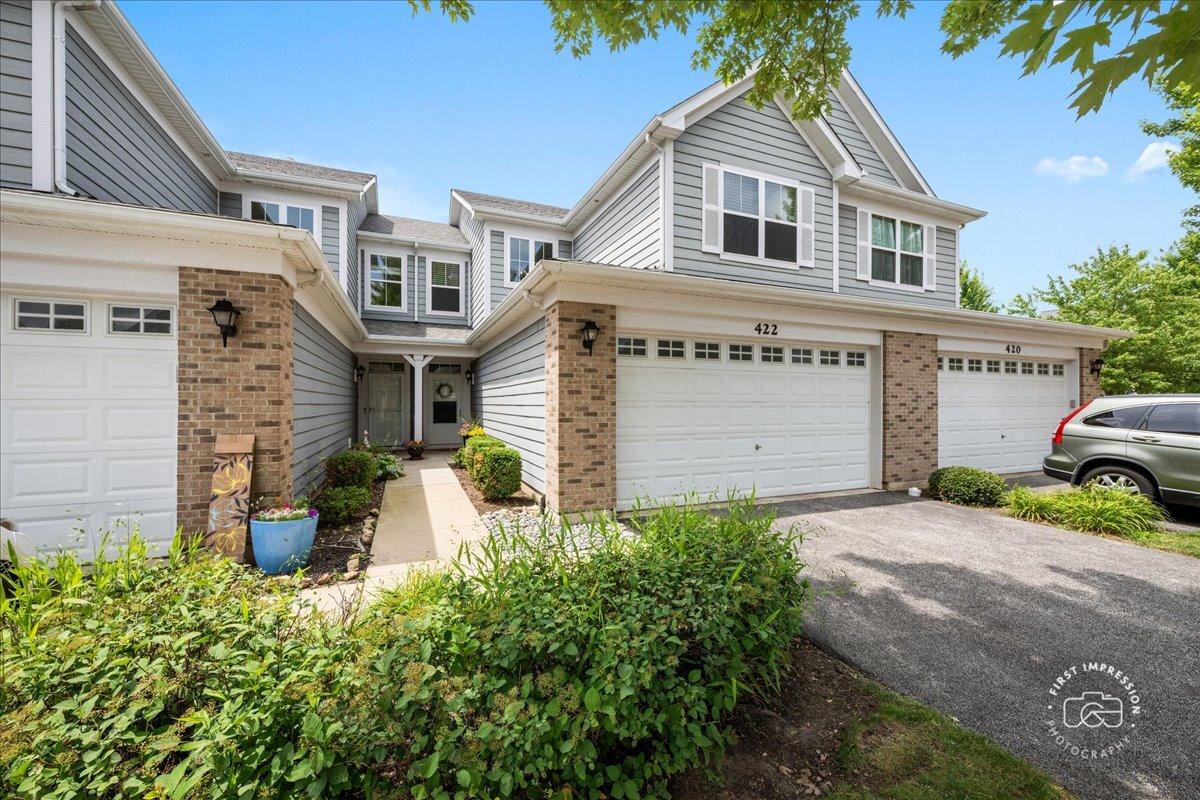 422 Acushnet St., Elgin, IL 60124