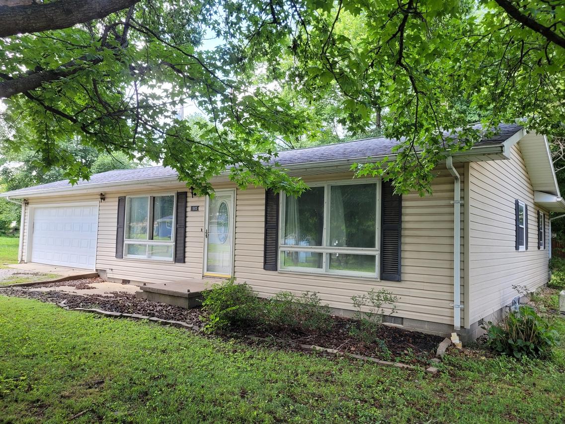 1905 S 15th St., Mt Vernon, IL 62864