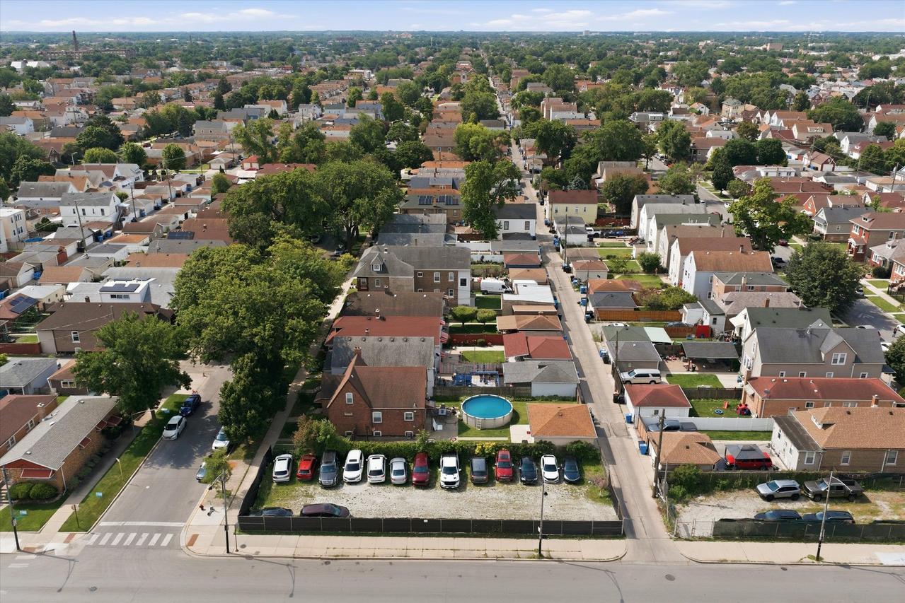 5100 S Francisco Ave., Chicago, IL 60632
