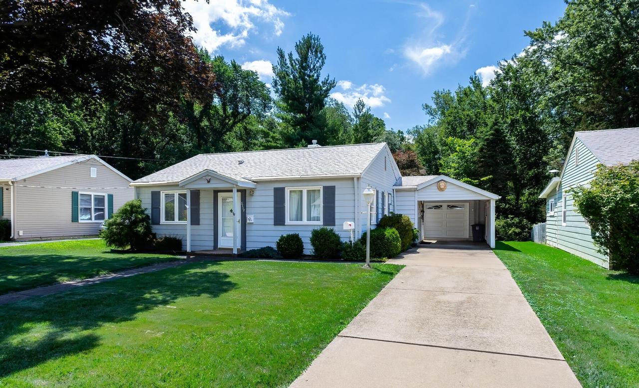 3712 10 Avenue Ct., Moline, IL 61265