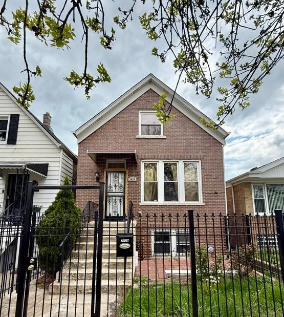 3439 S Claremont Ave., Chicago, IL 60608