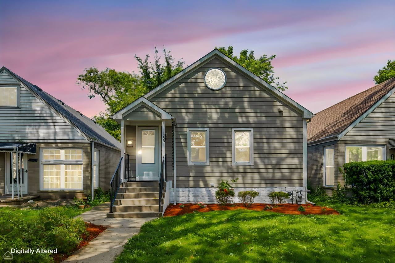 1826 Laurel Ave., Evanston, IL 60201
