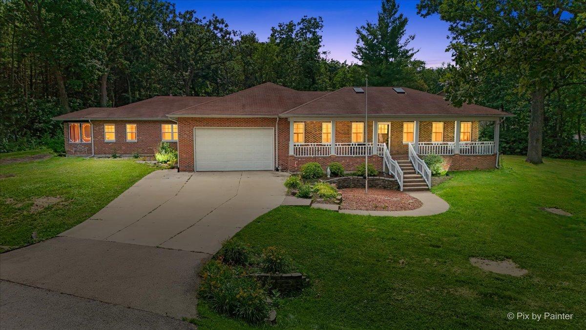 4703 N Waltshire Ln., Mchenry, IL 60051