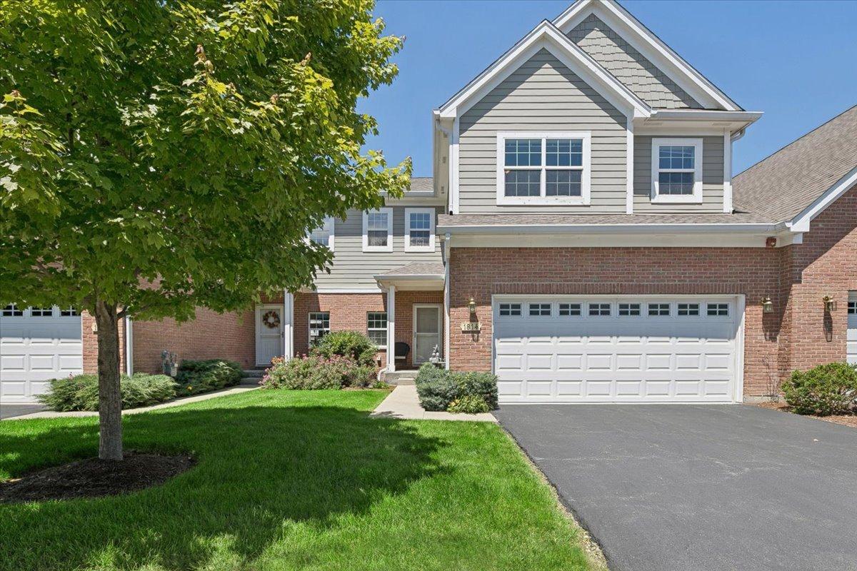 1814 Torrey Pkwy., Libertyville, IL 60048