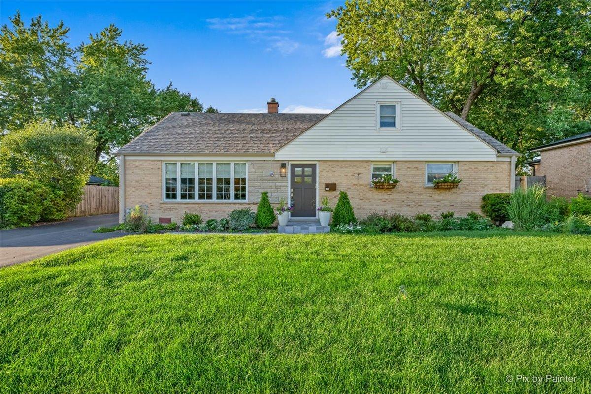 336 Orchard Ter., Roselle, IL 60172