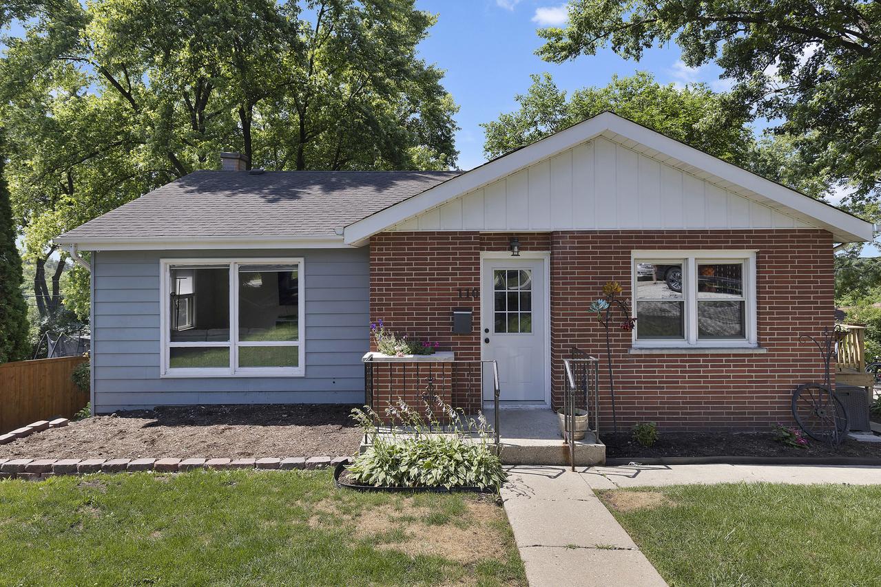 110 Cheri Ln., Antioch, IL 60002