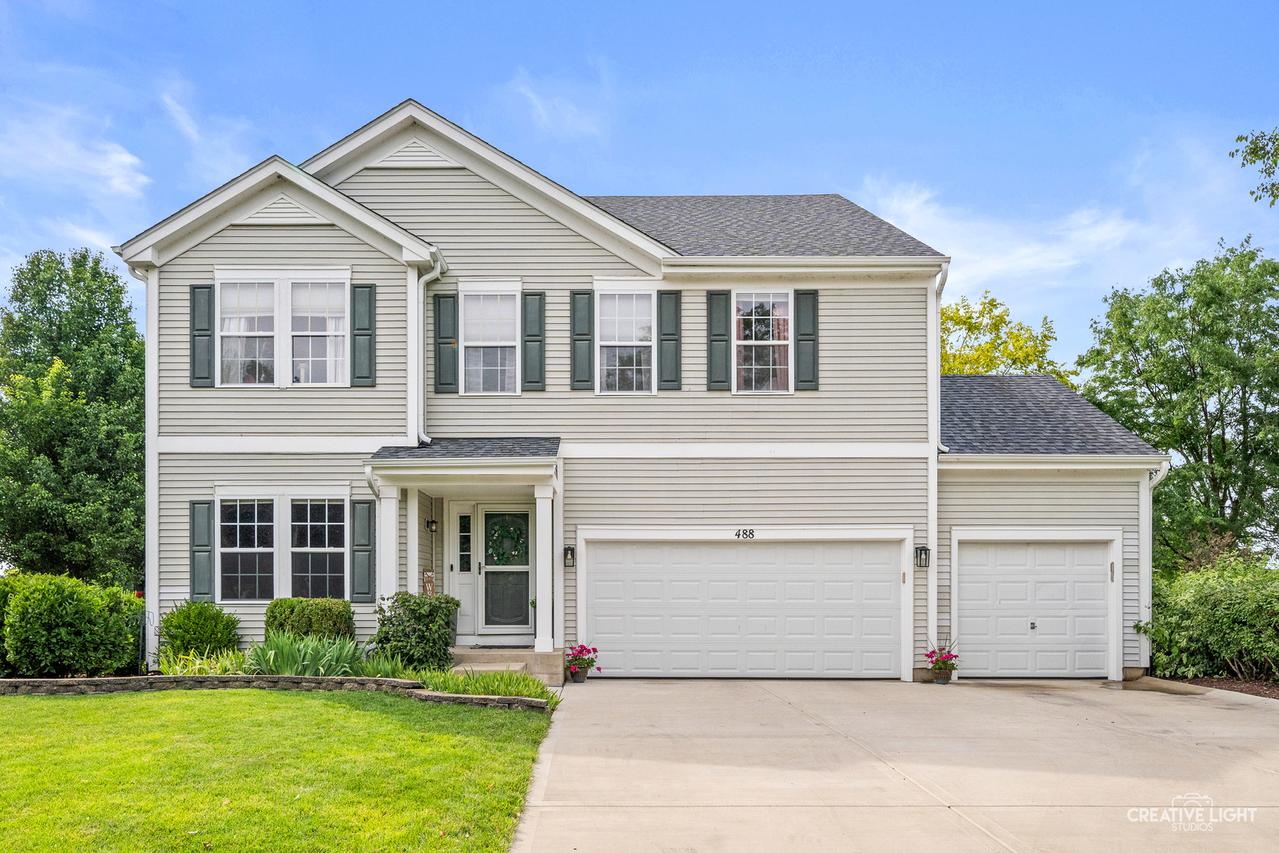 488 Gray Ave., Elburn, IL 60119