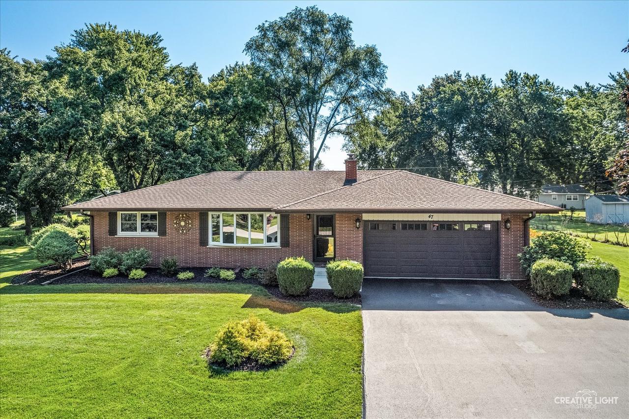 47 Pasadena Dr., Oswego, IL 60543