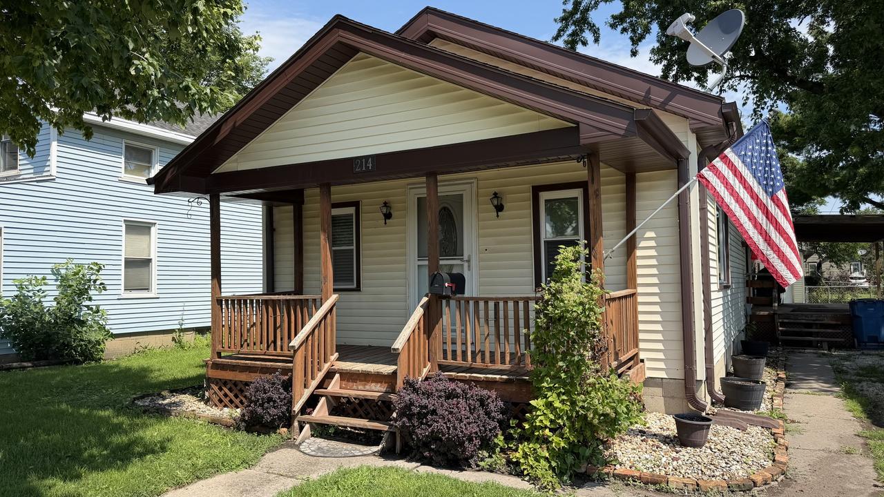 214 E Seminole St., Dwight, IL 60420