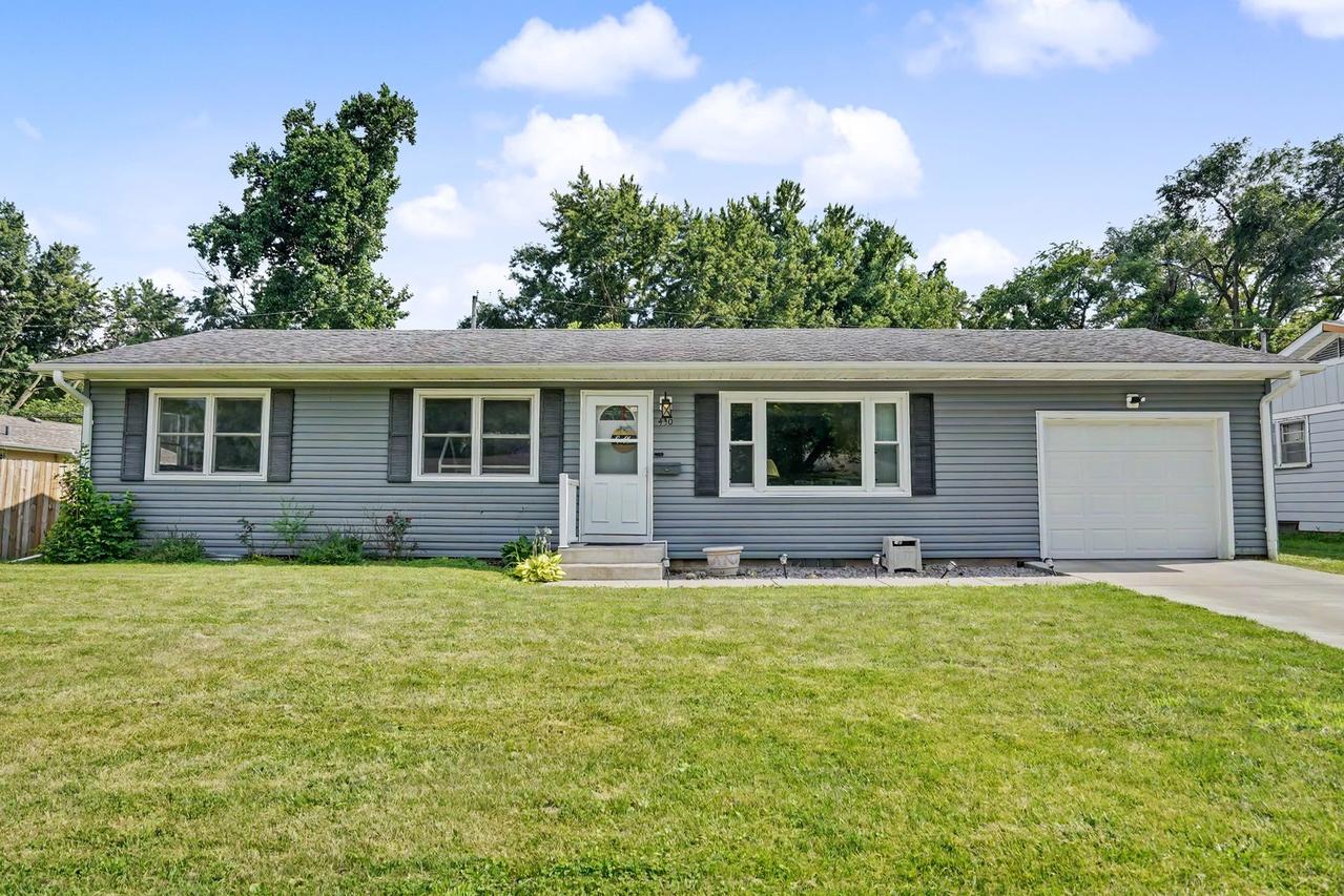 430 27th Ave., East Moline, IL 61244