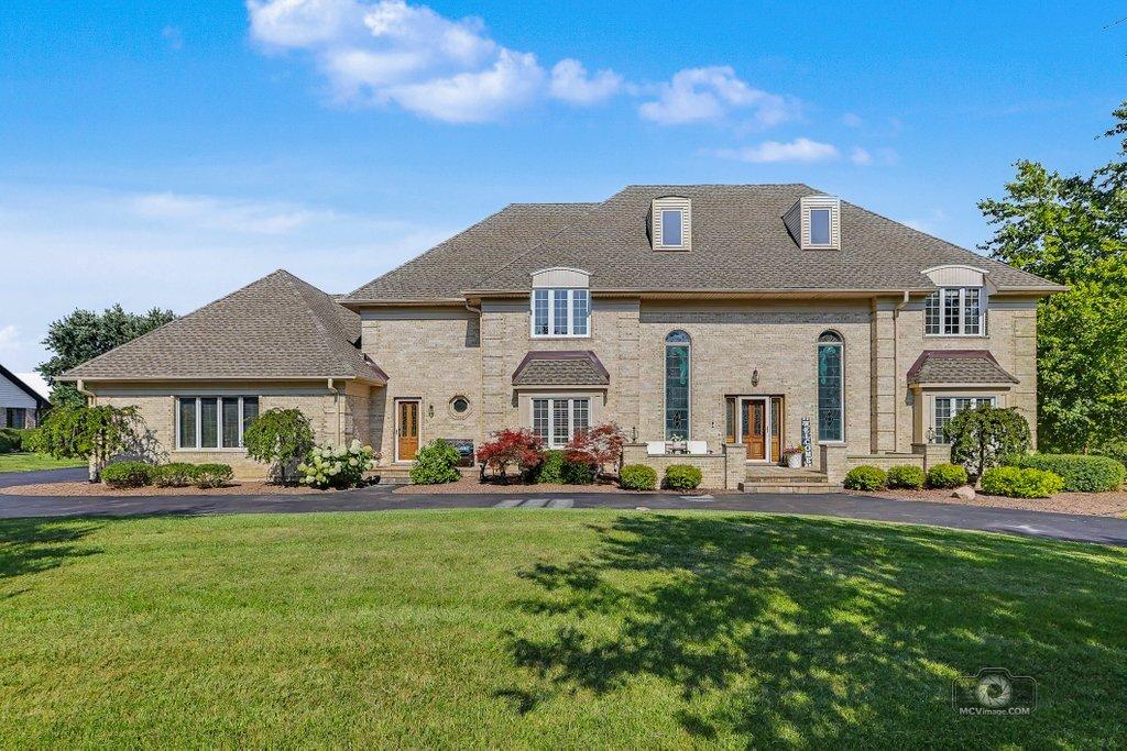 7 Paddock, Lemont, IL 60439