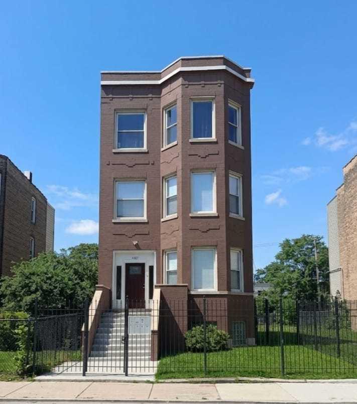 4021 W 21st St., Chicago, IL 60623
