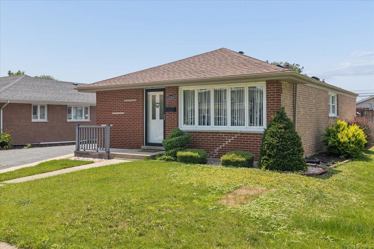 11004 Menard Ave., Chicago Ridge, IL 60415