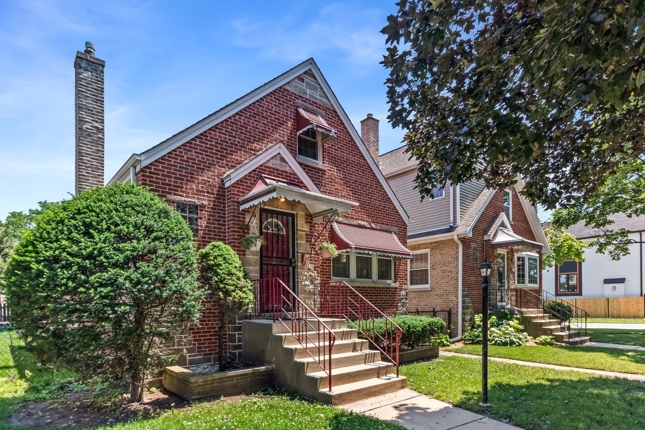 5405 N Melvina Ave., Chicago, IL 60630