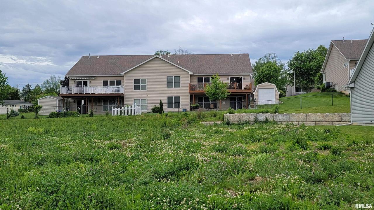 1806 E 6th Street A St., Coal Valley, IL 61240