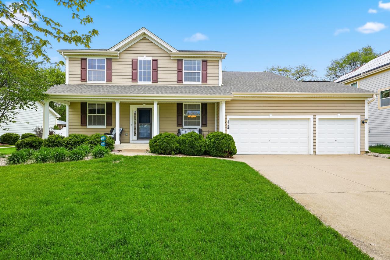 3328 Chase Ln., Elgin, IL 60124