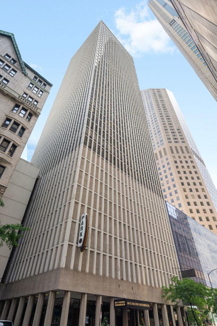 100 E Walton St. #27C, Chicago, IL 60611
