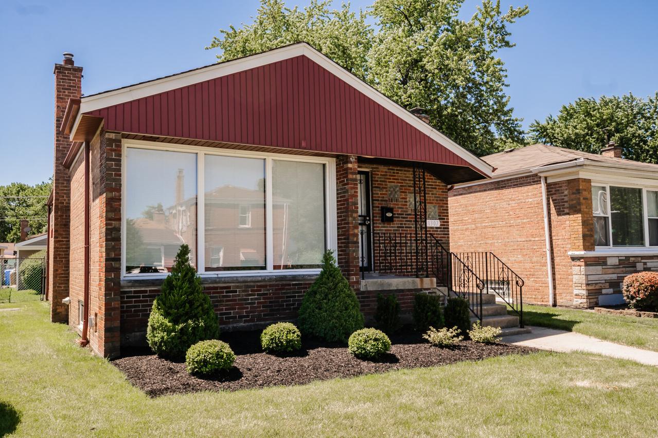 1307 E 88th St., Chicago, IL 60619