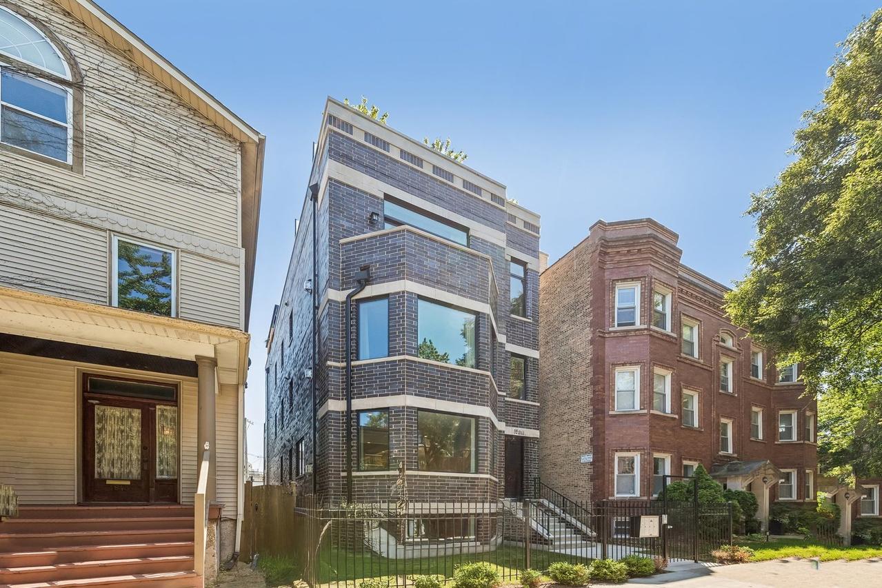 1845 W Waveland Ave. #1, Chicago, IL 60613