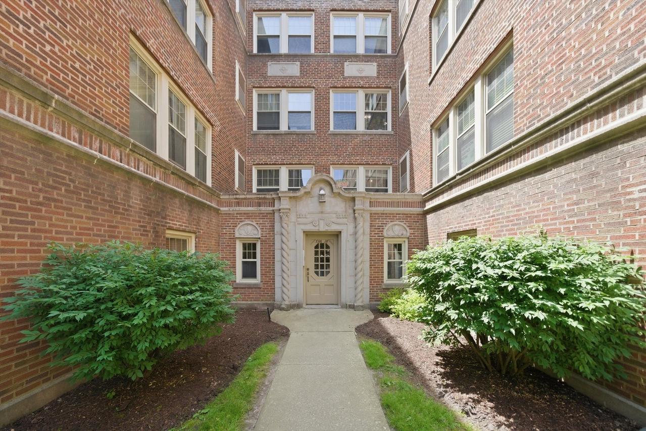 [Address Hidden by Seller], Chicago, IL 60626