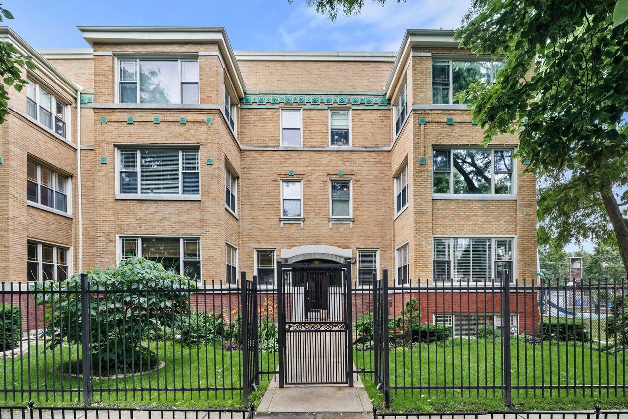 4447 N Magnolia Ave. #2, Chicago, IL 60640