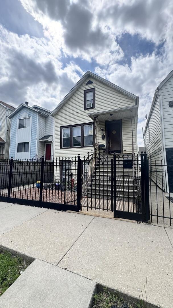 1638 N Campbell Ave., Chicago, IL 60647