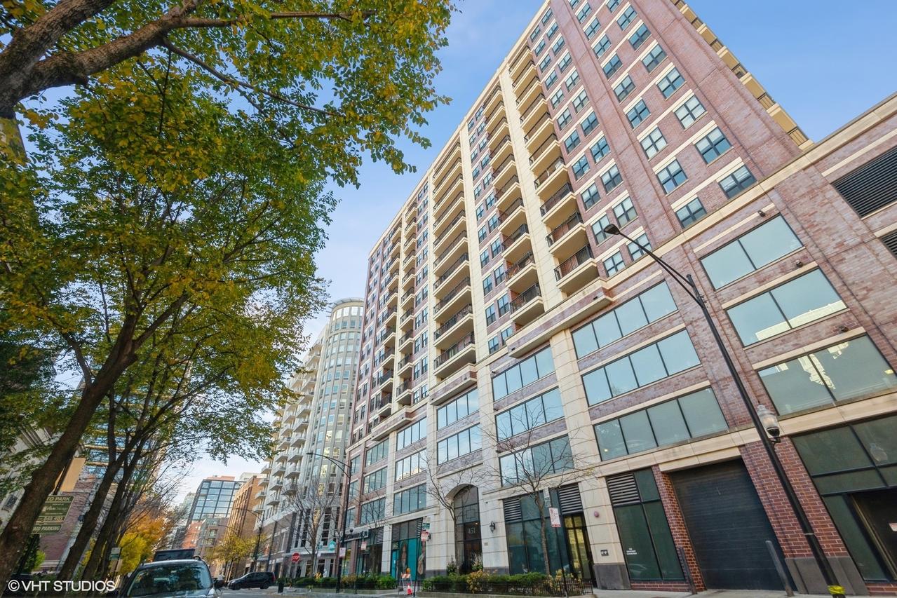 451 W Huron St. #804, Chicago, IL 60654