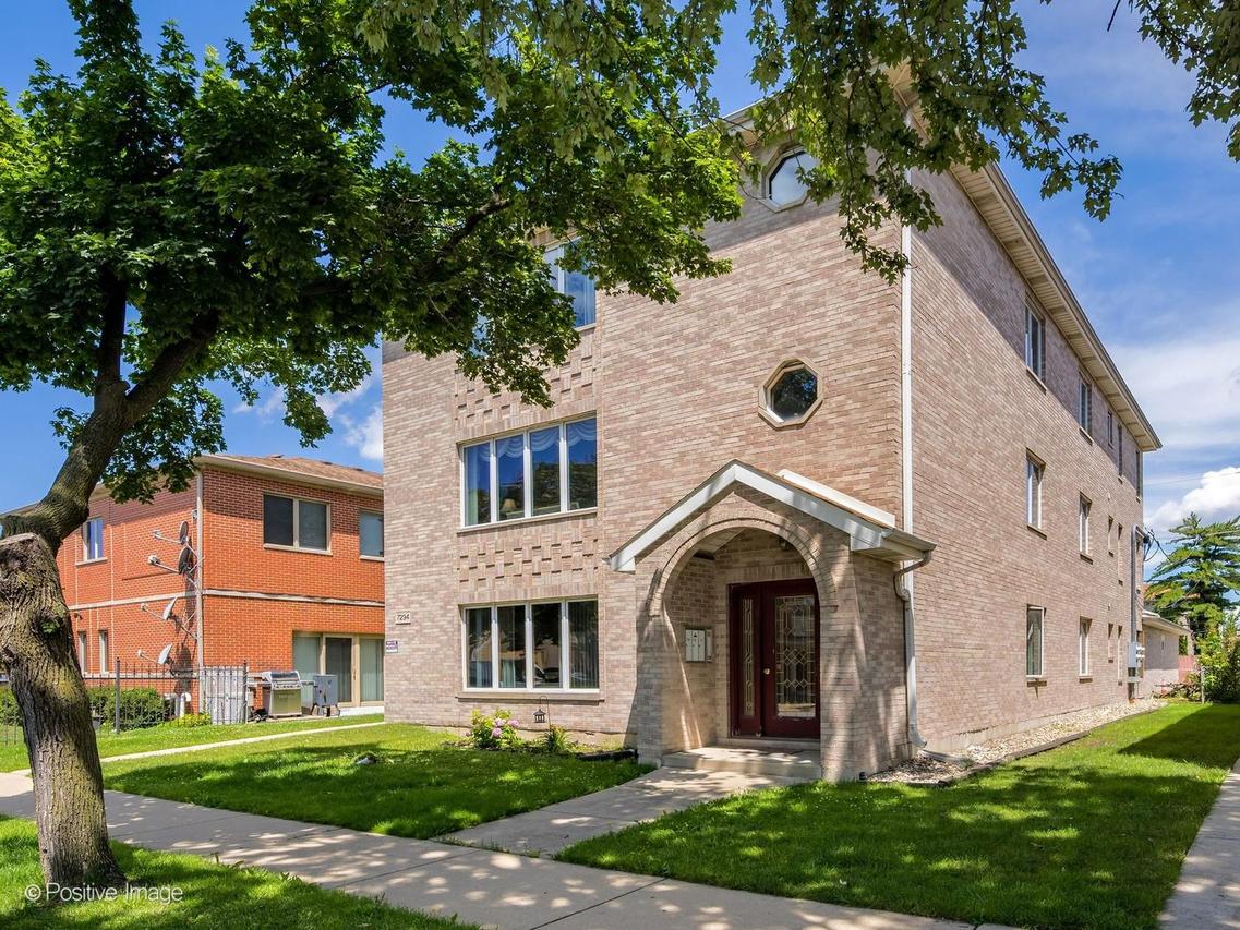 7294 W Diversey Ave. #2, Elmwood Park, IL 60707