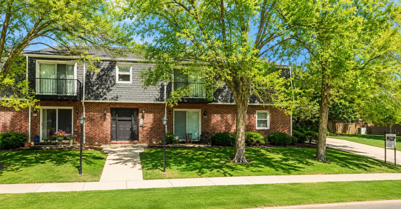 1323 Buell Ave. #B, Joliet, IL 60435