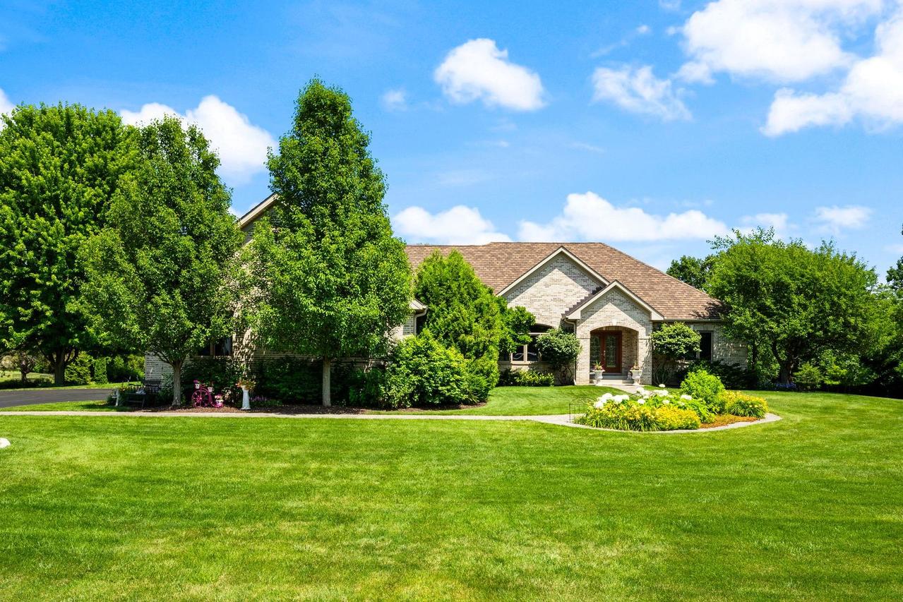 40701 N Gridley Dr., Antioch, IL 60002