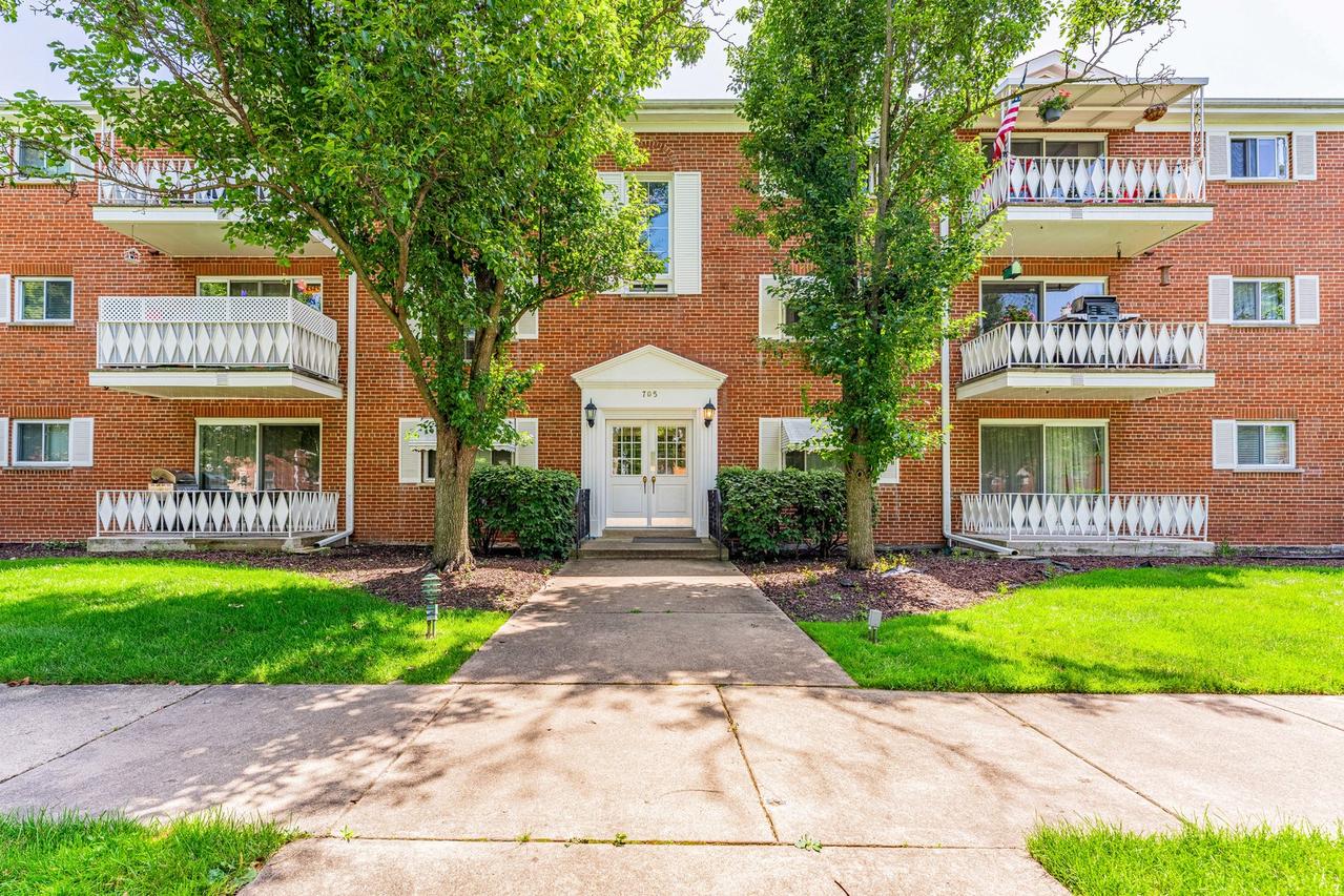 705 N Western Ave. #1C, Park Ridge, IL 60068