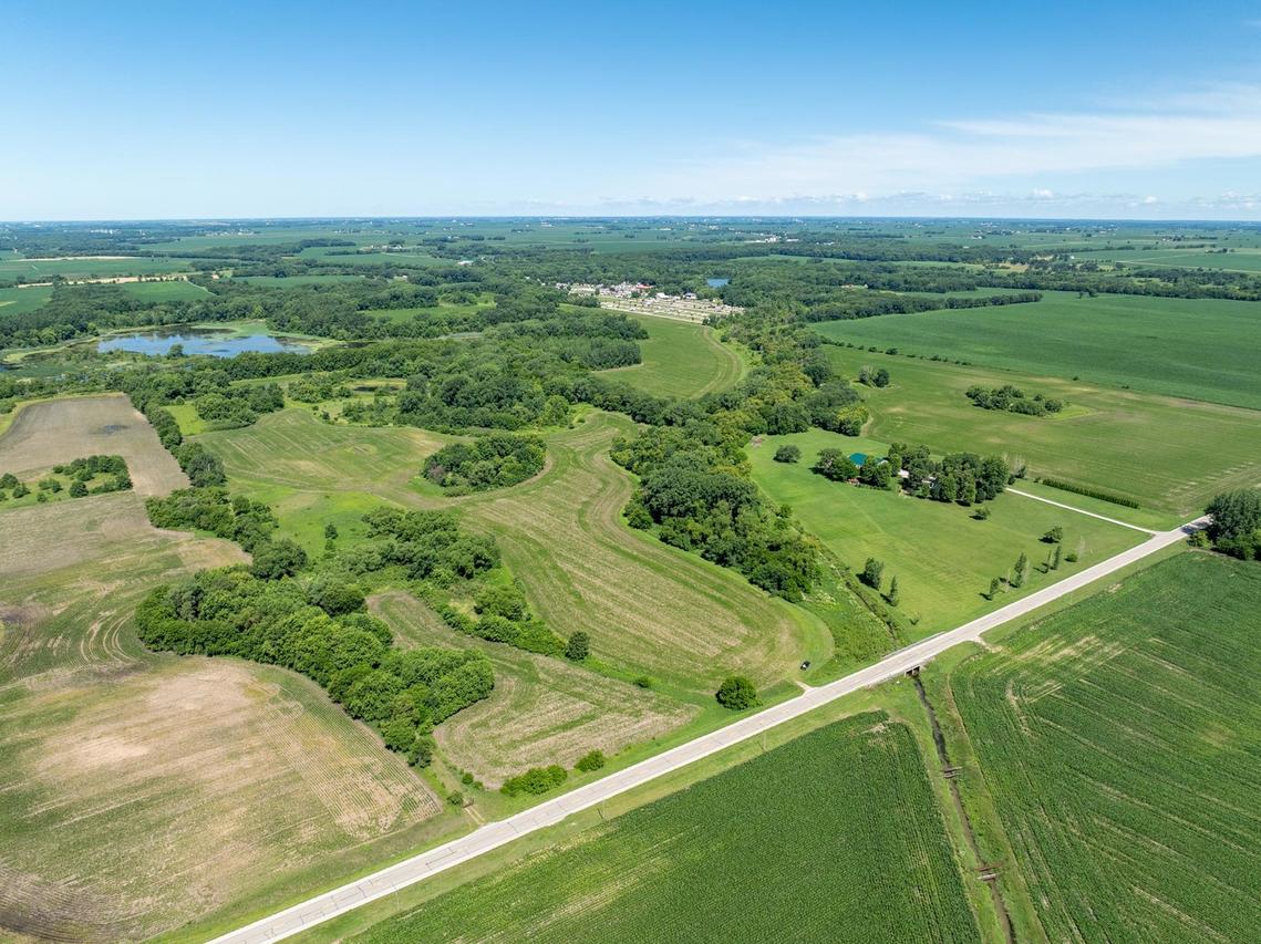 Inlet Rd., Amboy, IL 61310