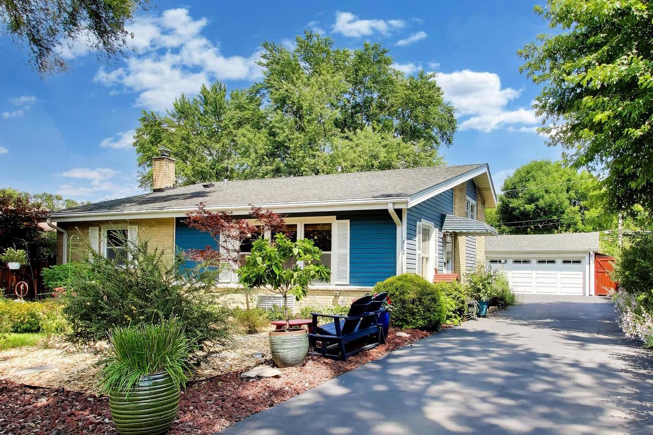 [Address Hidden by Seller], Arlington Heights, IL 60004