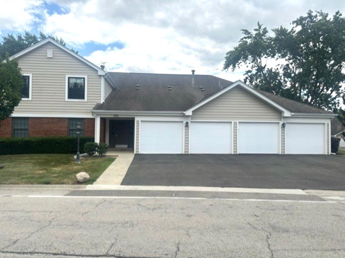 353 Lambert Dr. #D-1, Schaumburg, IL 60193