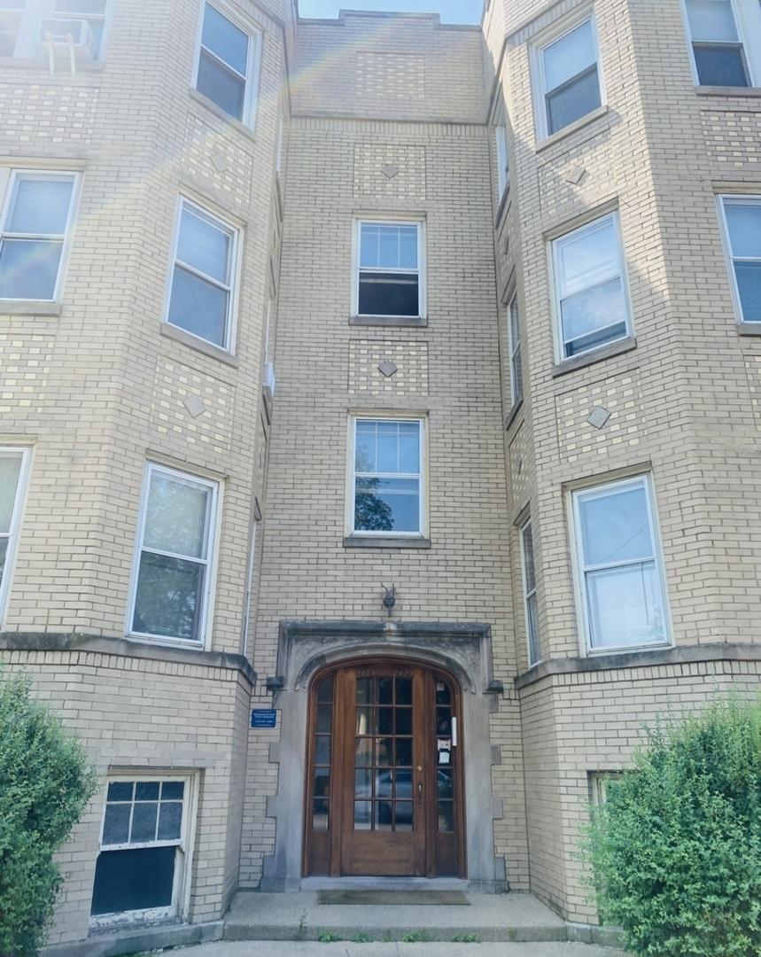 2429 W Foster Ave. #2, Chicago, IL 60625