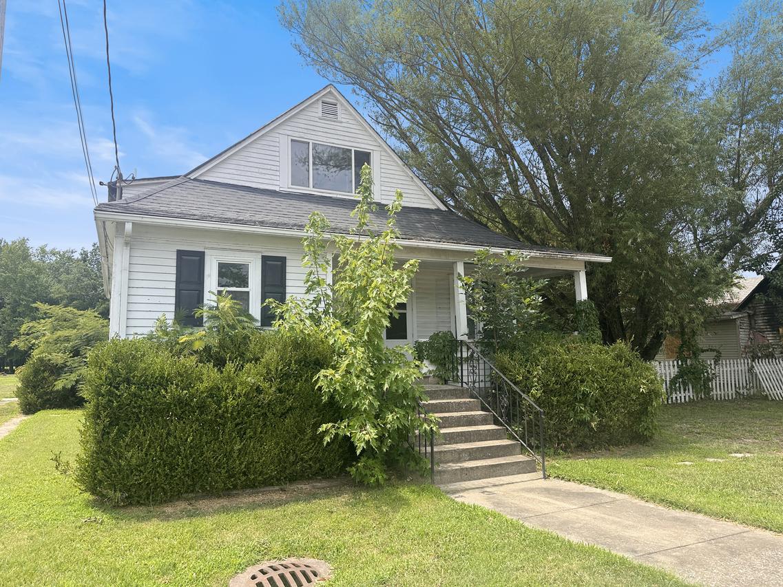 1415 N Park Ave., Herrin, IL 62948