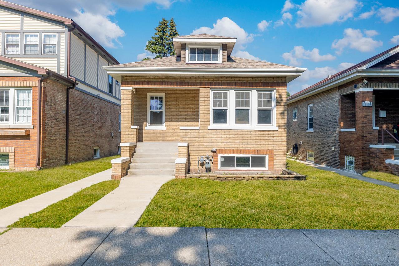 3136 Harvey Ave., Berwyn, IL 60402