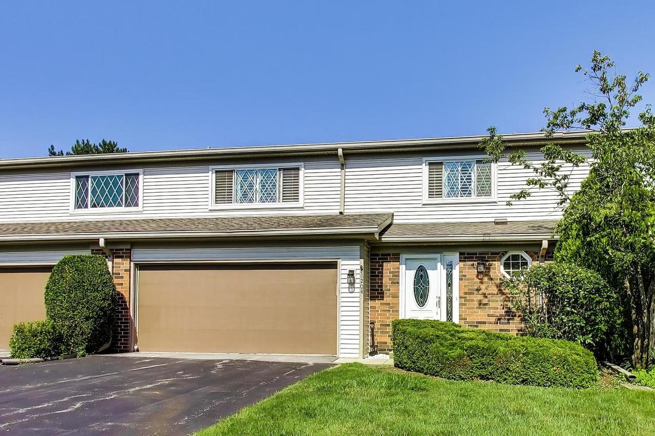 1204 Garfield Ave., Libertyville, IL 60048